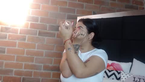 Snapshot of salome__palmer chatting on 01.14.25 online show from 01.14.25