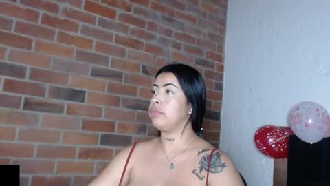 Snapshot of salome__palmer chatting on 02.14.25 online show from 02.14.25