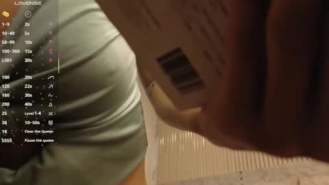 salome_cruxx online show from 10.11.25