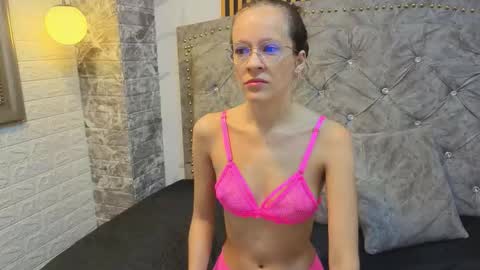 salome_cruxx online show from 02.17.26