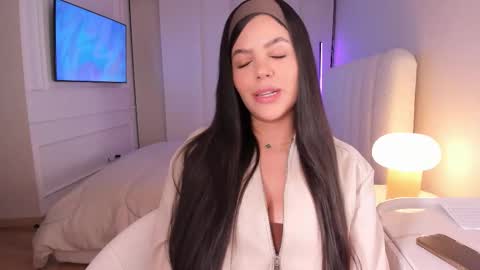 salo online show from 10.29.25