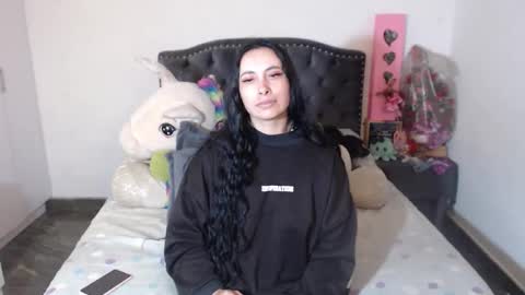 Snapshot of salomefox2 chatting on 01.08.26 yenny online show from 01.08.26