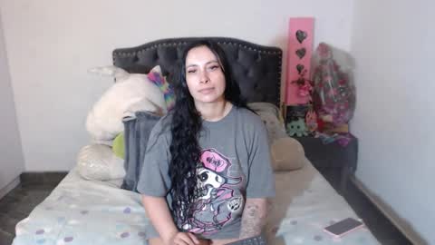 Snapshot of salomefox2 chatting on 01.10.26 yenny online show from 01.10.26