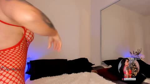 Snapshot of salomekross_ chatting on 01.15.25 Salome Kross online show from 01.15.25