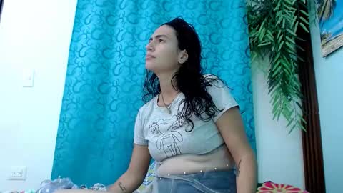 Snapshot of salomesmit666 chatting on 11.24.25 salomesmit666 online show from 11.24.25