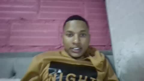 Snapshot of salomoon23 chatting on 12.24.24 INSTAGRAM luis1pedraza online show from 12.24.24