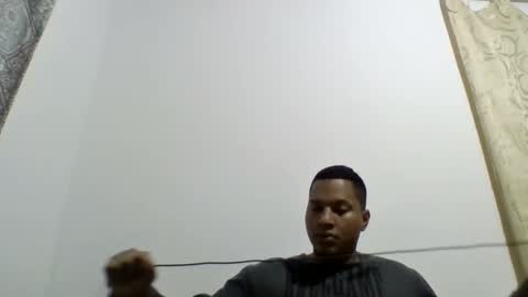 Snapshot of salomoon23 chatting on 02.08.25 INSTAGRAM luis1pedraza online show from 02.08.25