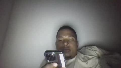 Snapshot of salomoon23 chatting on 09.28.25 INSTAGRAM luis1pedraza online show from 09.28.25