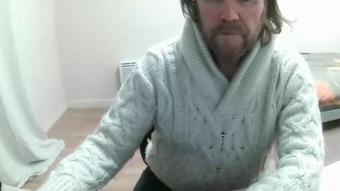 Saltimbanquier  Salt  ou  Banquier  online show from 02.03.25