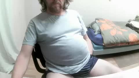 Saltimbanquier  Salt  ou  Banquier  online show from 02.07.25