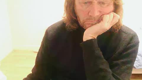 Saltimbanquier  Salt  ou  Banquier  online show from 10.24.25