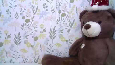 Snapshot of saltwatermuse chatting on 11.27.25 Ask me online show from 11.27.25