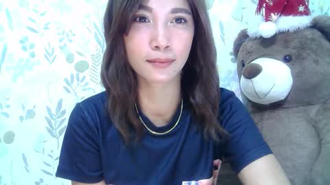 Snapshot of saltwatermuse chatting on 12.02.25 Ask me online show from 12.02.25