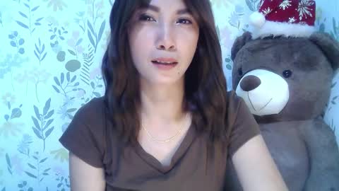 Snapshot of saltwatermuse chatting on 12.15.25 Ask me online show from 12.15.25