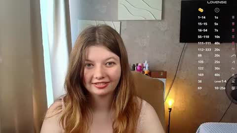 Snapshot of salut_love chatting on 06.14.26 Ruby online show from 06.14.26