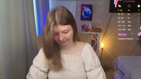Snapshot of salut_love chatting on 07.18.26 Ruby online show from 07.18.26