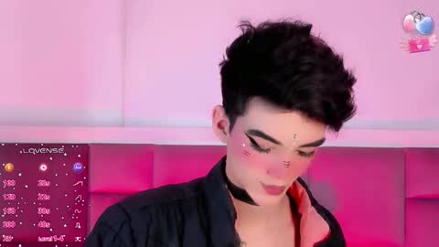 Snapshot of salvatore_boom chatting on 11.02.25 salvatore_boom online show from 11.02.25