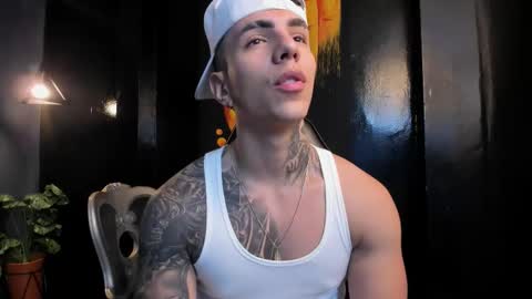 Snapshot of salvatore_damore chatting on 12.15.25 SALVATORE online show from 12.15.25