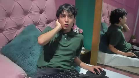 Snapshot of salvatore_monterey chatting on 12.11.24 salvatore online show from 12.11.24