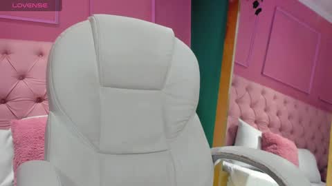 Snapshot of salvatore_monterey chatting on 01.10.25 salvatore online show from 01.10.25