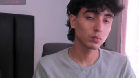 Snapshot of salvatore_monterey chatting on 01.21.25 salvatore online show from 01.21.25