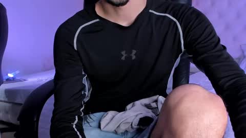 Snapshot of salvatore_monterey chatting on 09.15.25 salvatore online show from 09.15.25