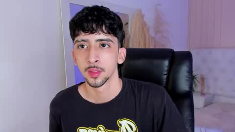 Snapshot of salvatore_monterey chatting on 09.26.25 salvatore online show from 09.26.25