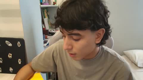 salvatore_montt online show from 10.17.25