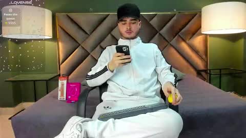 Snapshot of salvattore_muller chatting on 02.22.26 Salvatore online show from 02.22.26