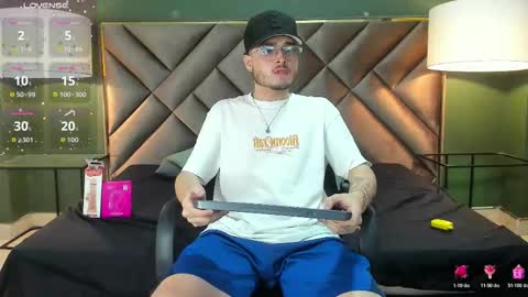 Snapshot of salvattore_muller chatting on 02.25.26 Salvatore online show from 02.25.26