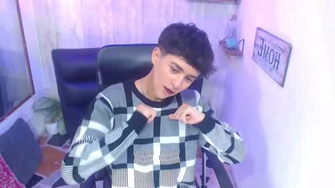 Snapshot of sam_daves chatting on 02.03.25 Sam online show from 02.03.25