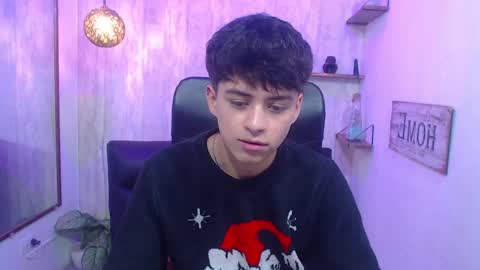 Snapshot of sam_daves chatting on 02.07.25 Sam online show from 02.07.25