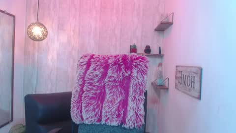 Snapshot of sam_daves chatting on 02.08.25 Sam online show from 02.08.25