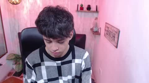 Snapshot of sam_daves chatting on 02.13.25 Sam online show from 02.13.25