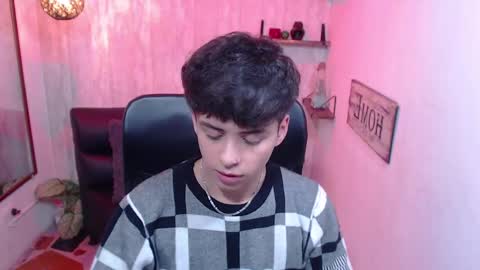 Snapshot of sam_daves chatting on 02.17.25 Sam online show from 02.17.25