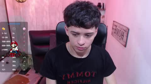 Snapshot of sam_daves chatting on 02.25.25 Sam online show from 02.25.25