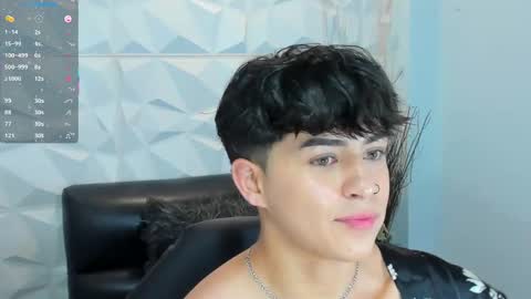 Snapshot of sam_daves_ chatting on 09.09.25 Sam online show from 09.09.25