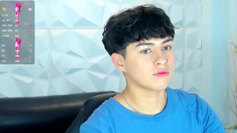 Snapshot of sam_daves_ chatting on 10.06.25 Sam online show from 10.06.25