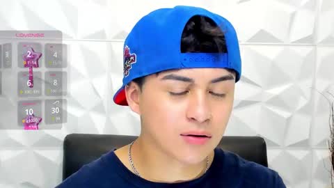 Snapshot of sam_daves_ chatting on 11.18.25 Sam online show from 11.18.25