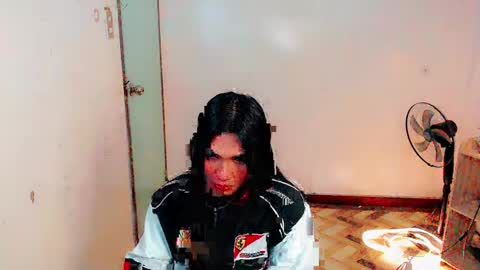 Snapshot of sam_mitinair chatting on 02.01.25 sam online show from 02.01.25