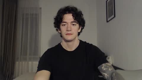 Snapshot of sam_winchest chatting on 11.12.25 Sam online show from 11.12.25