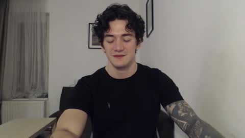 Snapshot of sam_winchest chatting on 02.11.26 Sam online show from 02.11.26