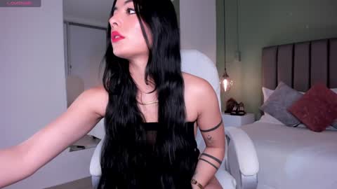 Snapshot of samaantharey chatting on 01.17.25 Samantha online show from 01.17.25