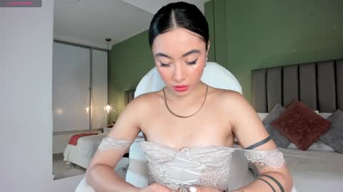 Snapshot of samaantharey chatting on 01.19.25 Samantha online show from 01.19.25