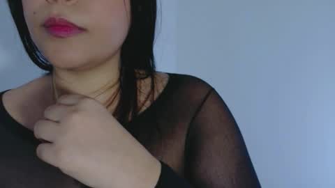 Snapshot of samannthaa_1 chatting on 11.05.25 samannthaa_1 online show from 11.05.25