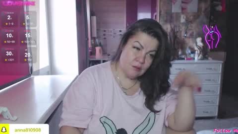 Marry online show from 12.21.25