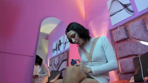 Snapshot of samantaa_liov chatting on 11.15.25 samantaa_liov online show from 11.15.25