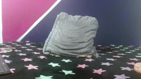 Snapshot of samantaruiz18 chatting on 12.22.25 SAMANTHARUIZ18 online show from 12.22.25