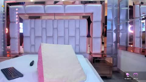 S A M A N T A   online show from 02.11.25