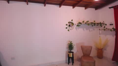 Snapshot of samantha46 chatting on 02.25.26 Samy online show from 02.25.26